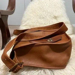 Coach Vintage Messenger Bag Shoulder 茶 COACH® | Vintage Messenger Bag